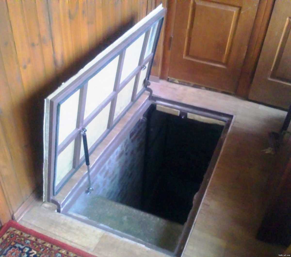Как сделать люк в погреб своими руками, рекомендуемые габариты, какие материалы используют для изготовления люка