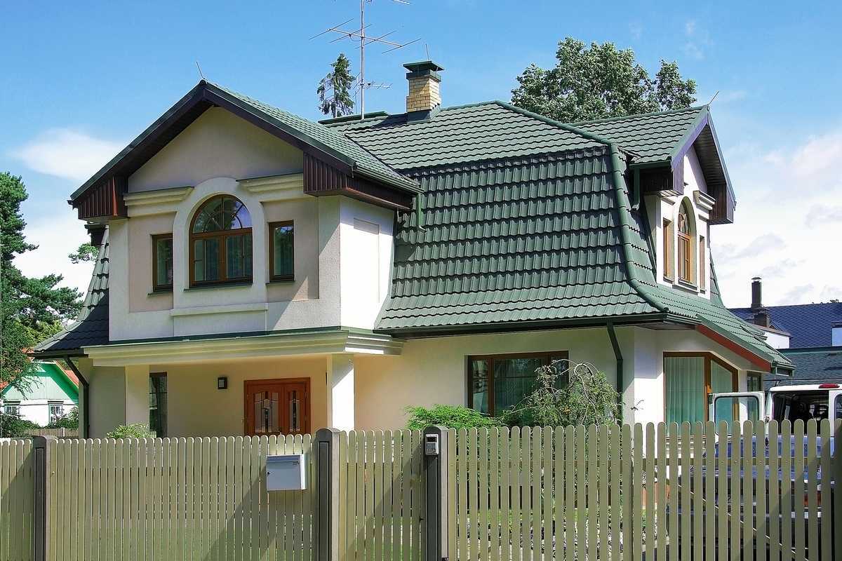 В какой цвет покрасить дом снаружи, чтобы было красиво и практично